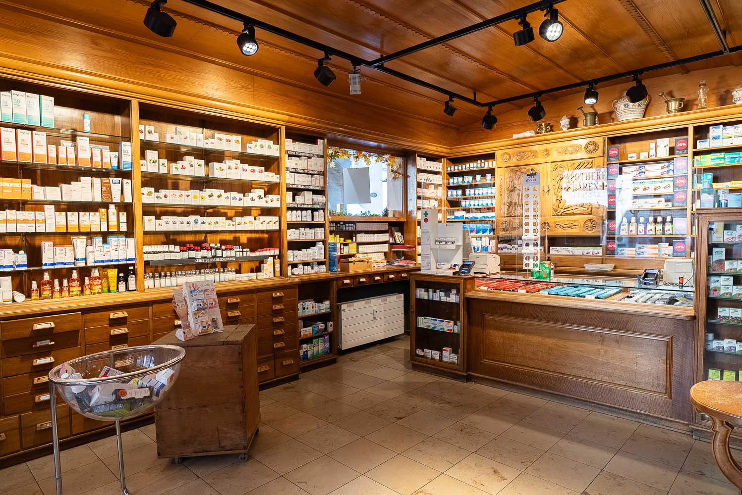 bären apotheke an der basilika